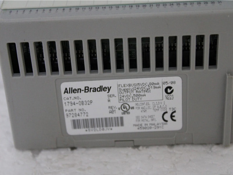 Allen-Bradley 1794-OB32P